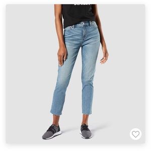 Denizen High Rise Ankle Slim Jeans